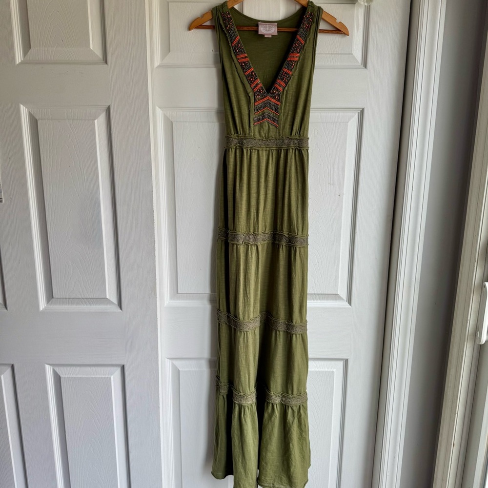 Romeo & Juliet Couture Beaded Olive Green Tiered Maxi Sundress - Picture 2 of 10